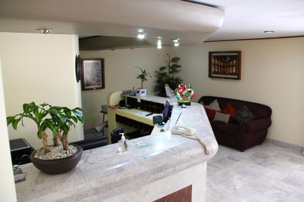 Hotel Tehuacan Plaza Экстерьер фото