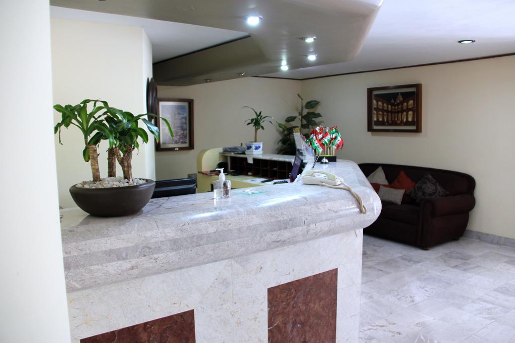 Hotel Tehuacan Plaza Экстерьер фото
